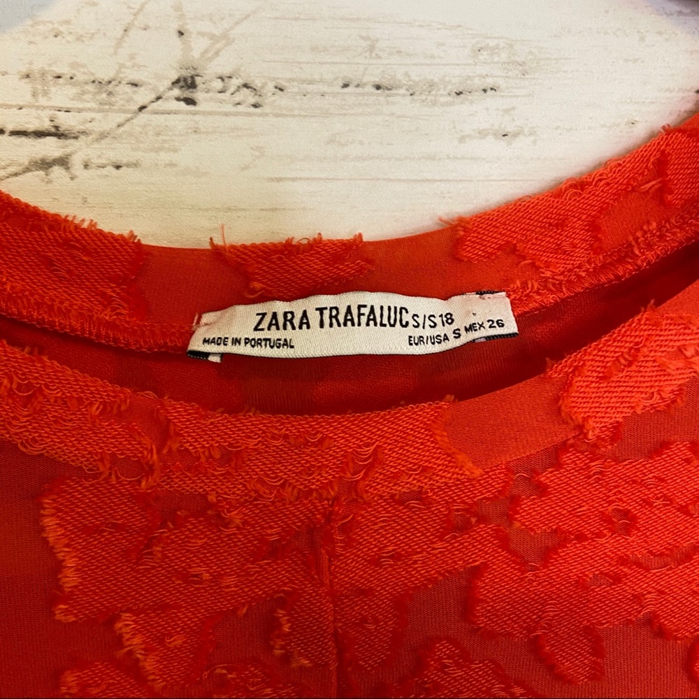 ZARA Red Crop Top - Picture 4 of 4
